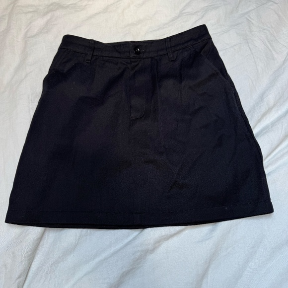 Icebreaker Classic Black Skirt – Women’s 27, Black –Merino Wool - Picture 1 of 3